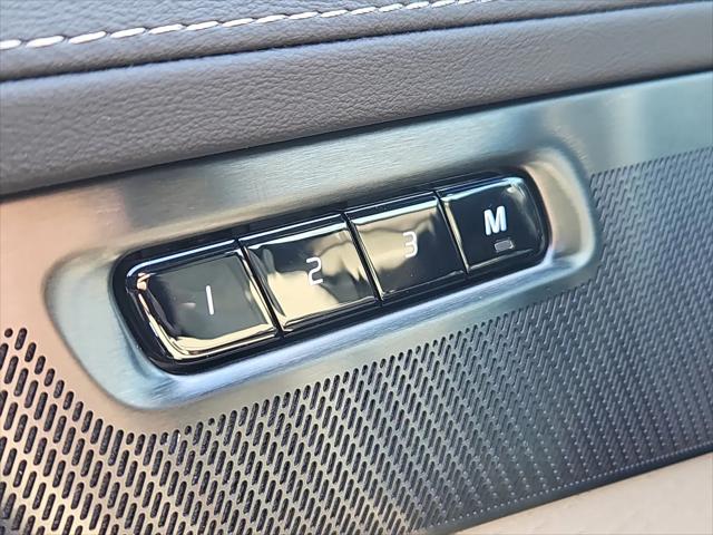 2026 Volvo XC90 Plus, B6 AWD Gas (mild hybrid), Gasoline, Bright, 7 Seats