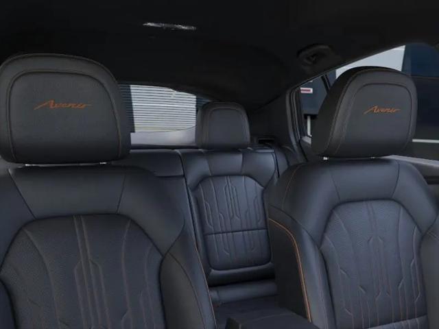 2026 Buick NV Avenir FWD