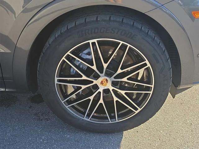 2025 Porsche Cayenne Cayenne