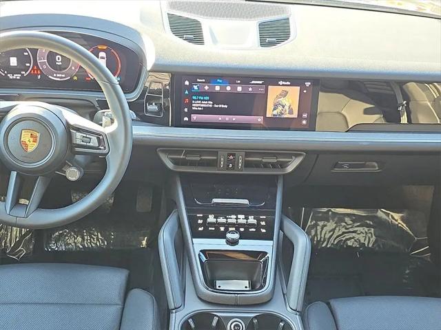 2025 Porsche Cayenne Cayenne