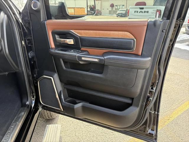2021 Ram 3500 Limited Longhorn Crew Cab 4x4 8' Box