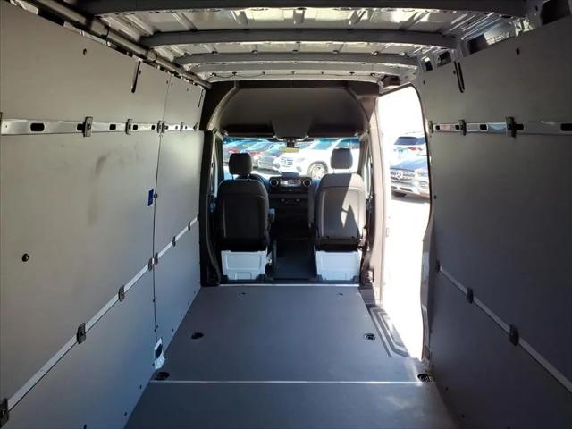 2026 Mercedes-Benz Sprinter 2500 High Roof 4-Cyl Diesel HO