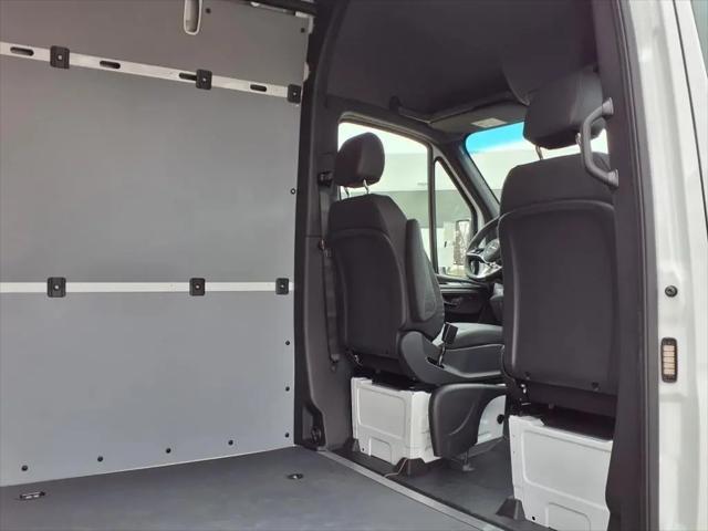 2025 Mercedes-Benz Sprinter 3500XD High Roof 4-Cyl Diesel HO