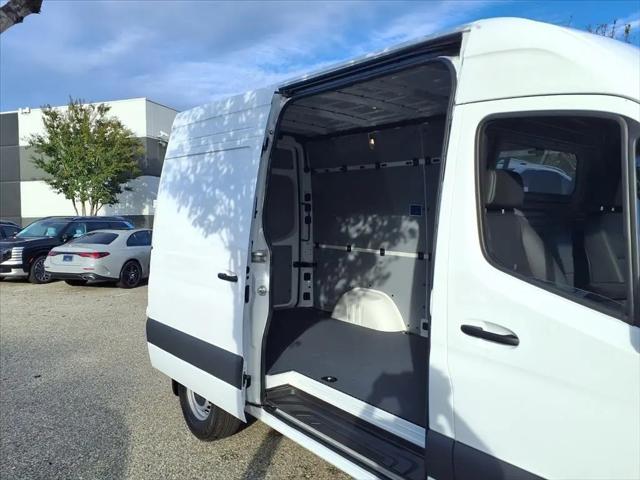 2026 Mercedes-Benz Sprinter 2500 Standard Roof 4-Cyl Diesel HO