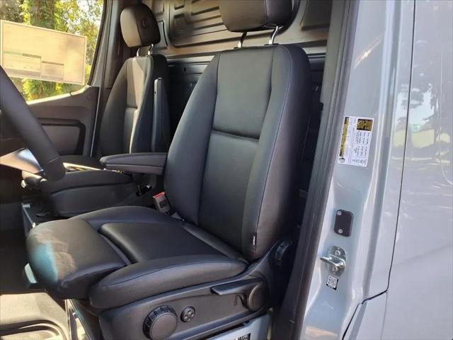 2026 Mercedes-Benz Sprinter 2500 High Roof 4-Cyl Diesel HO