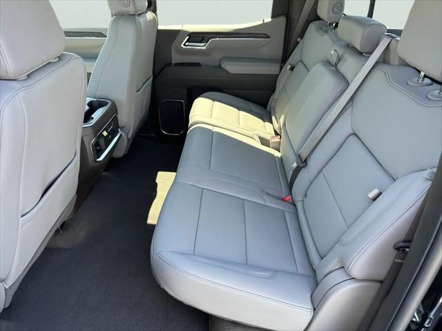 2026 GMC Sierra 1500 Crew Cab, Short Bed, SLT, RWD