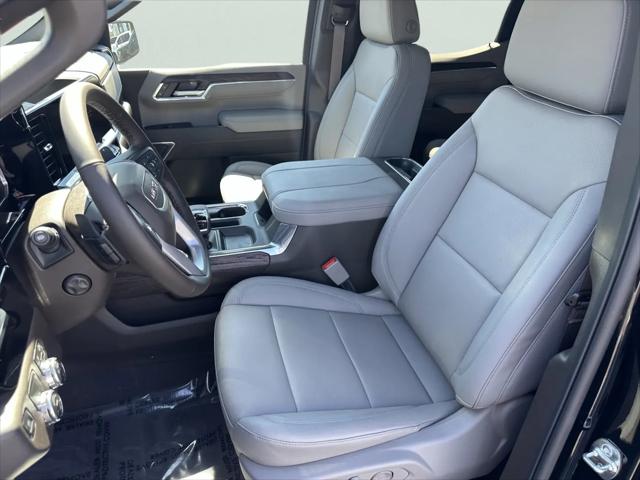 2026 GMC Sierra 1500 Crew Cab, Short Bed, SLT, RWD