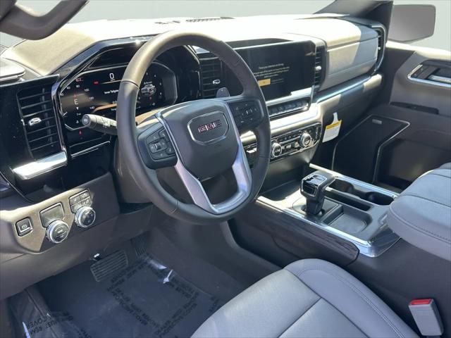 2026 GMC Sierra 1500 Crew Cab, Short Bed, SLT, RWD