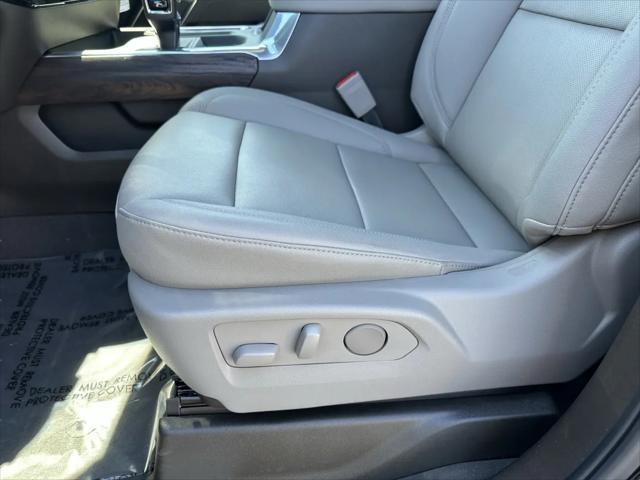 2026 GMC Sierra 1500 Crew Cab, Short Bed, SLT, RWD