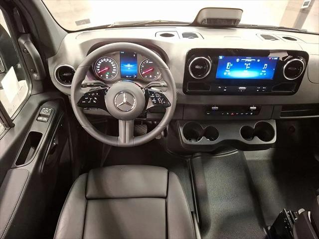 2025 Mercedes-Benz Sprinter 2500 High Roof 4-Cyl Diesel HO