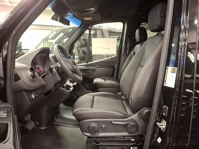2025 Mercedes-Benz Sprinter 2500 High Roof 4-Cyl Diesel HO