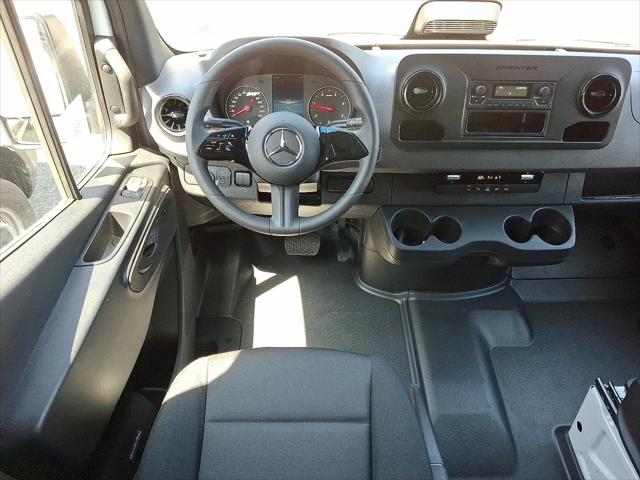 2025 Mercedes-Benz Sprinter 2500 Standard Roof 4-Cyl Diesel