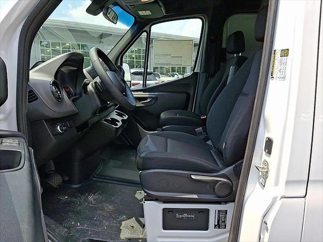 2025 Mercedes-Benz Sprinter 2500 Standard Roof 4-Cyl Diesel