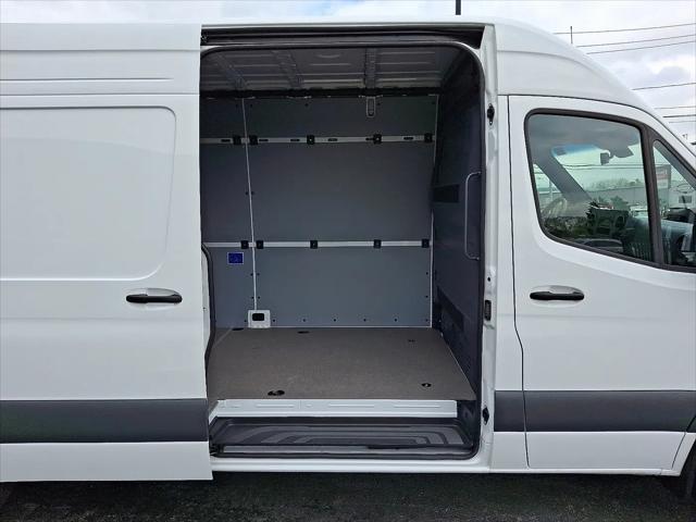 2025 Mercedes-Benz Sprinter 2500 High Roof 4-Cyl Diesel