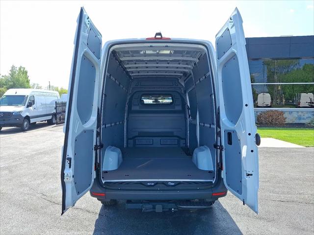 2025 Mercedes-Benz Sprinter 2500 Standard Roof 4-Cyl Diesel HO