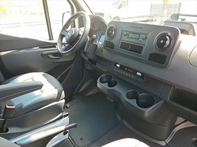 2025 Mercedes-Benz Sprinter 2500 Standard Roof 4-Cyl Diesel HO