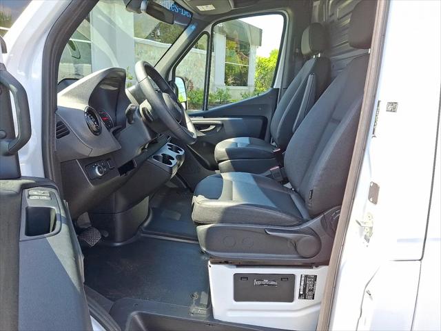 2025 Mercedes-Benz Sprinter 2500 Standard Roof 4-Cyl Diesel