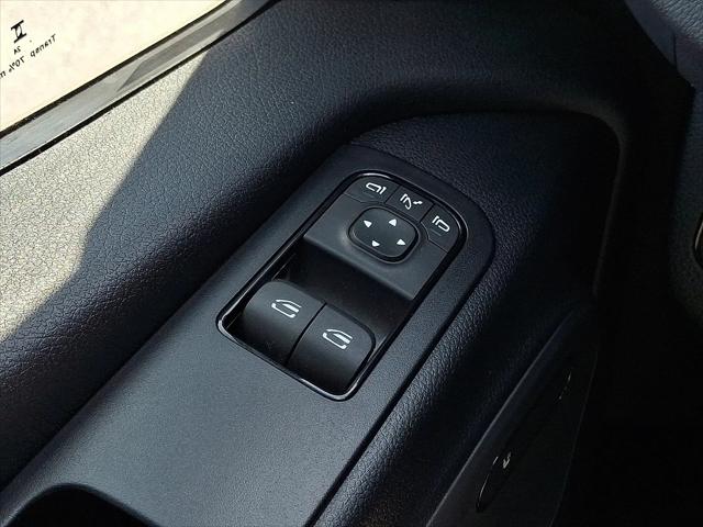 2025 Mercedes-Benz Sprinter 2500 Standard Roof 4-Cyl Diesel