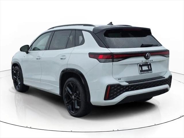 2026 Volkswagen Tiguan SE R-Line Black