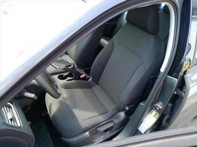 2012 Volkswagen Jetta 2.0L S