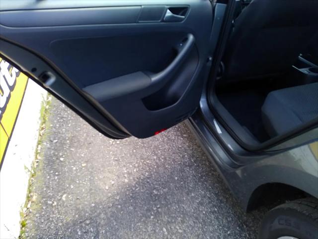 2012 Volkswagen Jetta 2.0L S