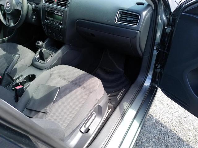 2012 Volkswagen Jetta 2.0L S