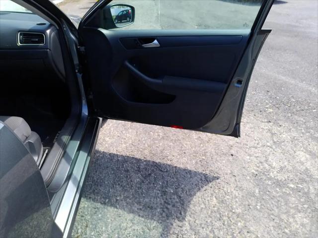 2012 Volkswagen Jetta 2.0L S