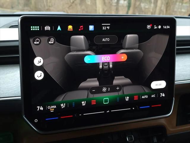 2025 Volkswagen ID. Buzz Pro S