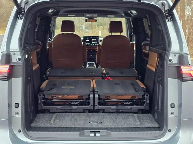 2025 Volkswagen ID. Buzz Pro S