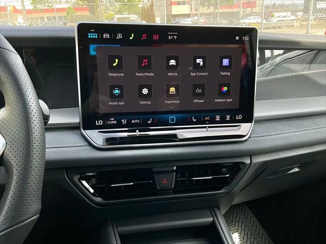 2026 Volkswagen Tiguan SE R-Line Black