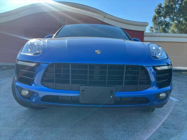 2018 Porsche Macan Macan