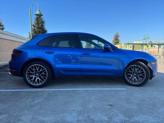 2018 Porsche Macan Macan