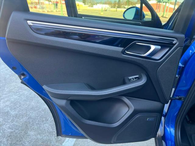 2018 Porsche Macan Macan