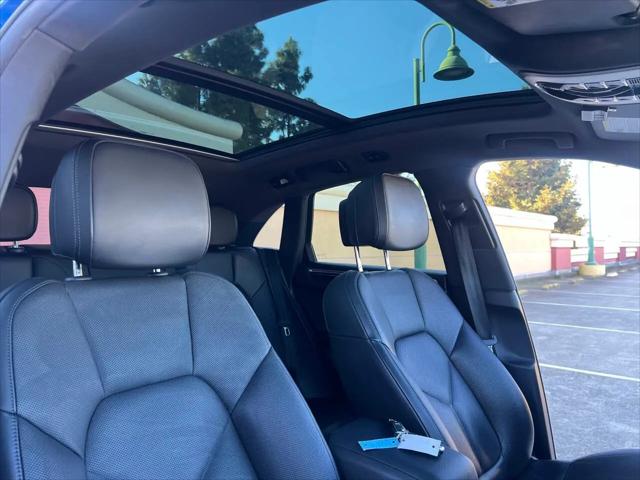 2018 Porsche Macan Macan