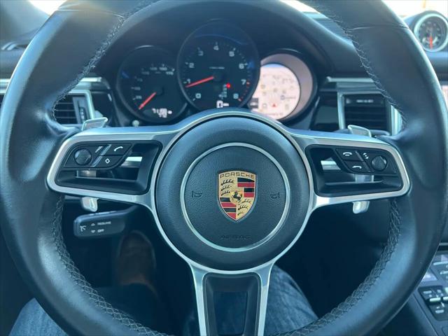 2018 Porsche Macan Macan