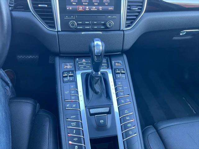 2018 Porsche Macan Macan