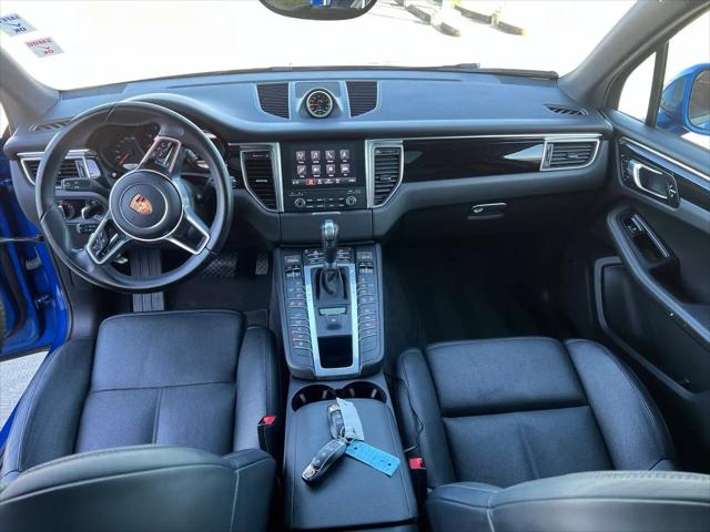 2018 Porsche Macan Macan