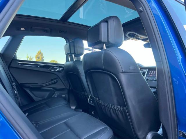 2018 Porsche Macan Macan