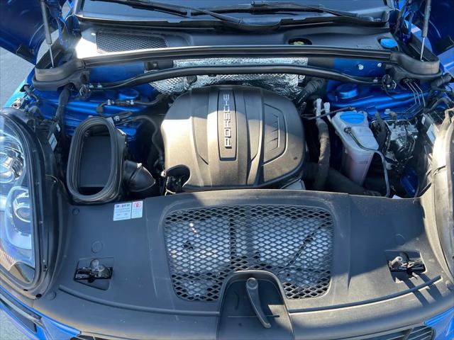 2018 Porsche Macan Macan