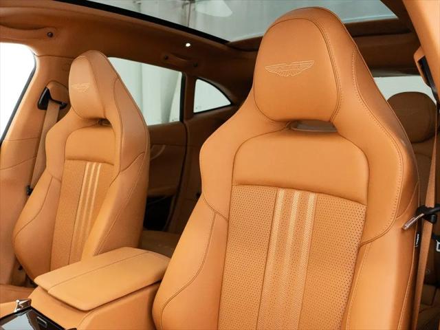 2026 Aston Martin DBX 707
