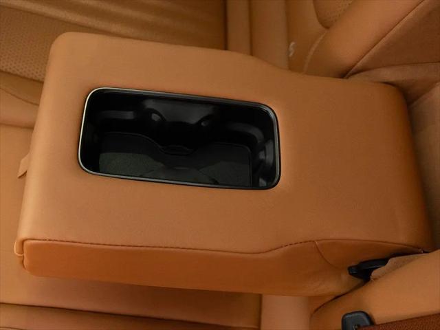 2026 Aston Martin DBX 707