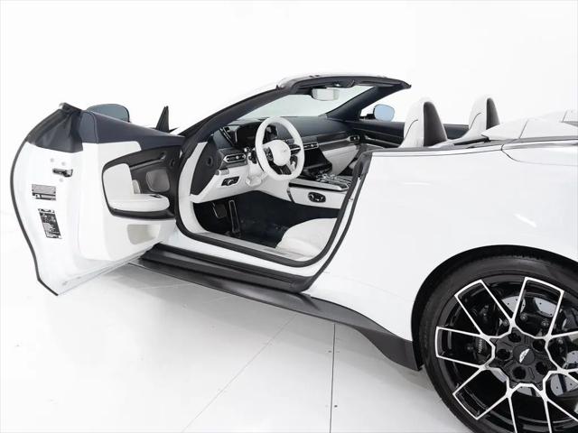 2026 Aston Martin Vanquish Volante