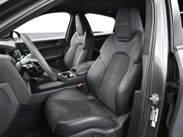 2024 Porsche Cayenne Turbo GT