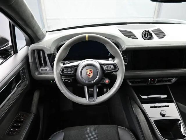 2024 Porsche Cayenne Turbo GT