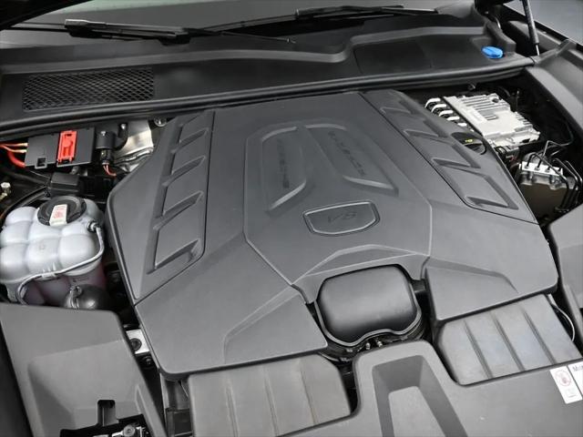 2024 Porsche Cayenne Turbo GT