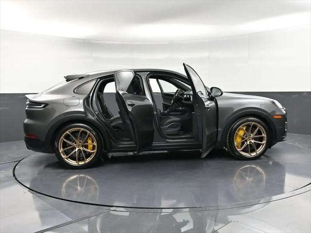 2024 Porsche Cayenne Turbo GT