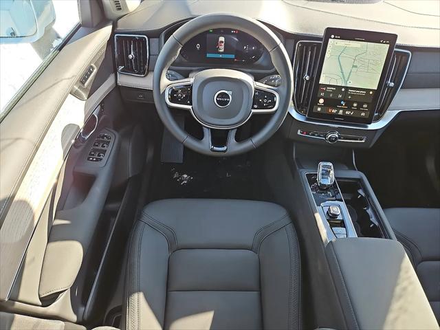 2026 Volvo XC90 Plus, B6 AWD Gas (mild hybrid), Gasoline, Bright, 7 Seats