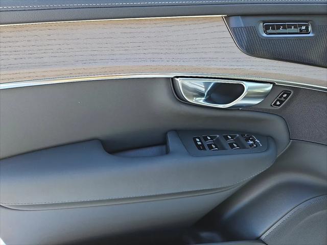 2026 Volvo XC90 Plus, B6 AWD Gas (mild hybrid), Gasoline, Bright, 7 Seats