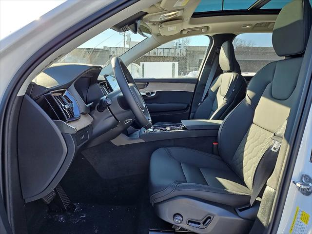 2026 Volvo XC90 Plus, B6 AWD Gas (mild hybrid), Gasoline, Bright, 7 Seats