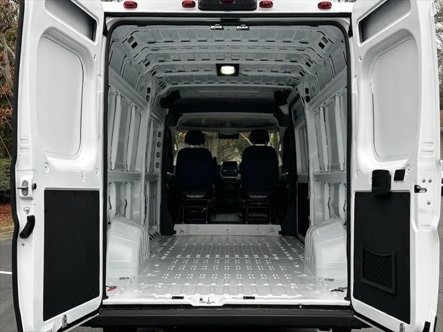 2026 Ram ProMaster 2500 Cargo Van Tradesman High Roof 136" WB w/Pass Seat